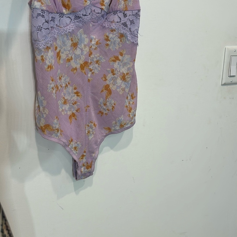 Free People Purple lilac /Orange floral lace  Bodysuit women’s small new w tag - Picture 7 of 7